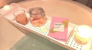 Glossy Box Sheet Mask